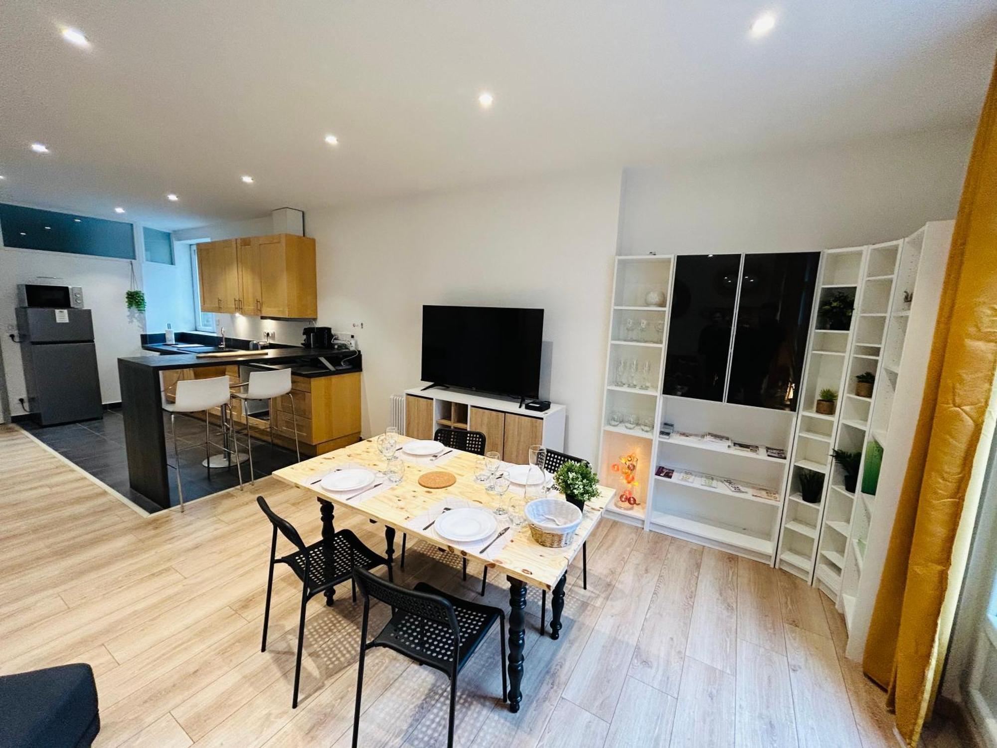 Ferienwohnung L'Etape Des Sacres Reims Exterior foto