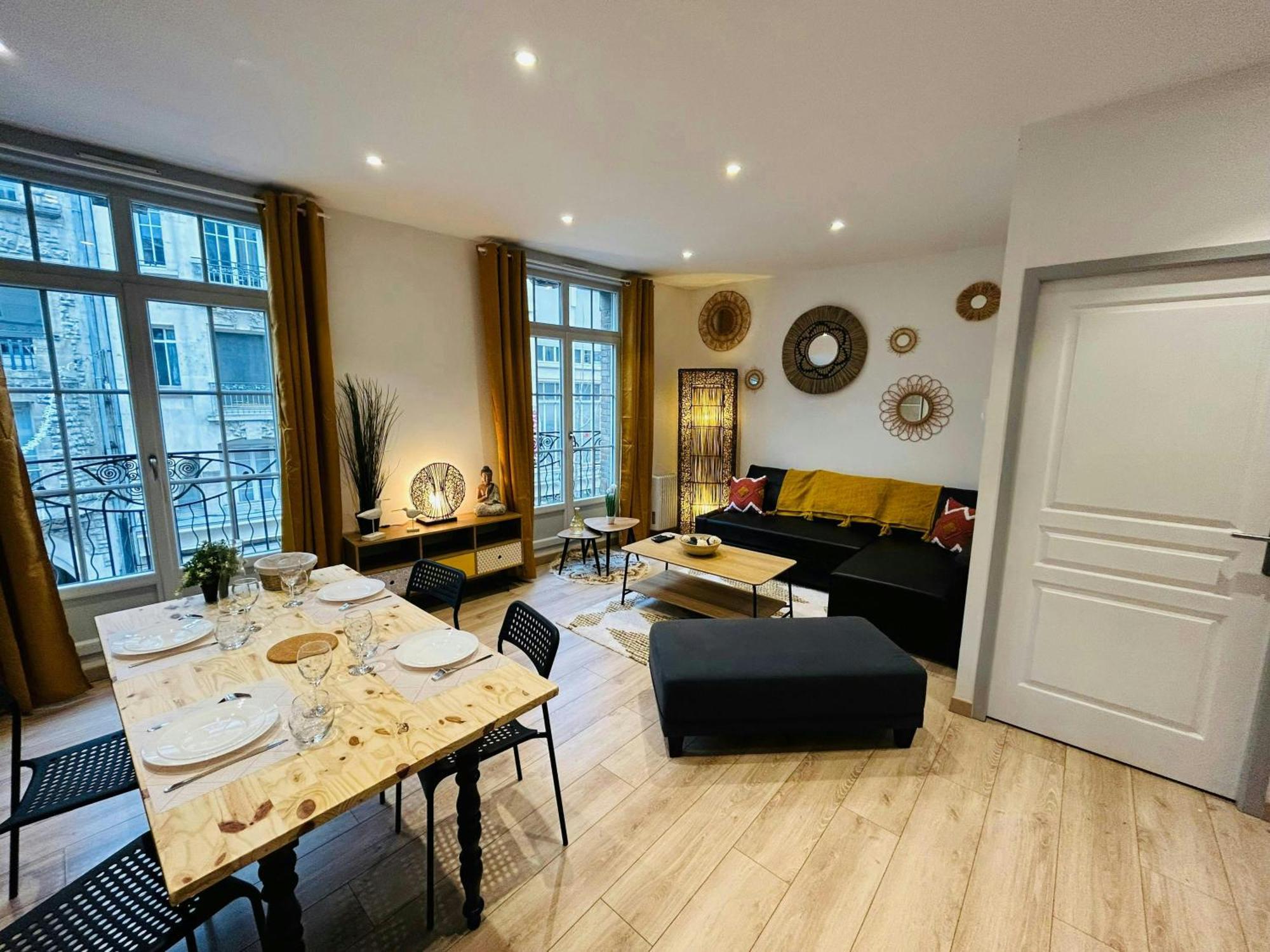 Ferienwohnung L'Etape Des Sacres Reims Exterior foto